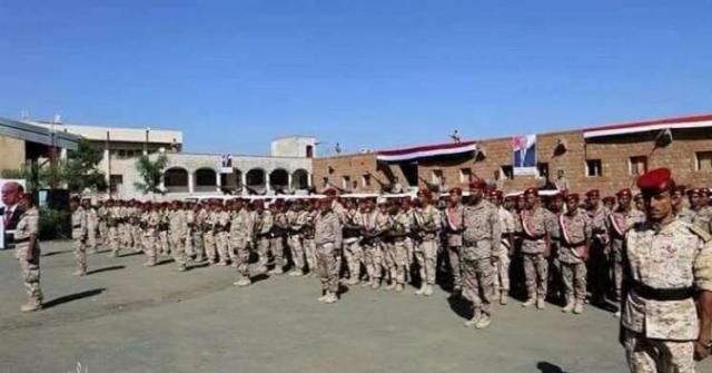محور تعز يحرم 1500طالب من التعليم بعد تحويل مدرستهم إلى ثكنة عسكرية