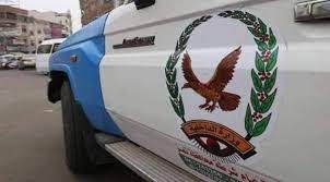 الشرطة تقبص على محتال  بحي الجمهوري في تعز وسبعة متهمين
