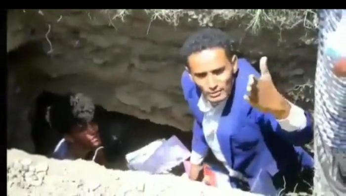 أوائل الشريعة والقانون يُشيعون أحلامهم بعد رفضهم من معهد القضاء السلالي