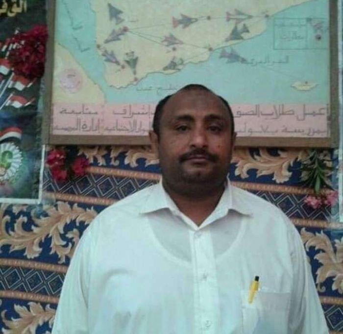  انتحار حسنين قطاب بالحديدة بعد أن اقتحمت مليشيا الحوثي واستولت على منزله