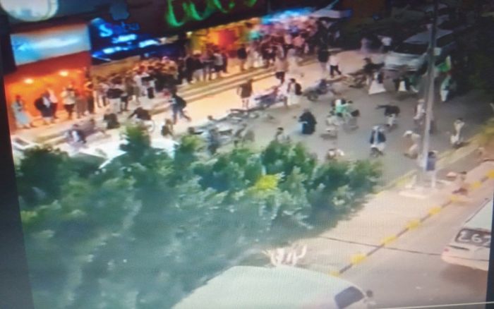 ايرانيون اشرفوا على قمع المتظاهرين :  هروب مشرفين حوثيين مع عوائلهم من صنعاء والعصابة تعتقل 70 شخص