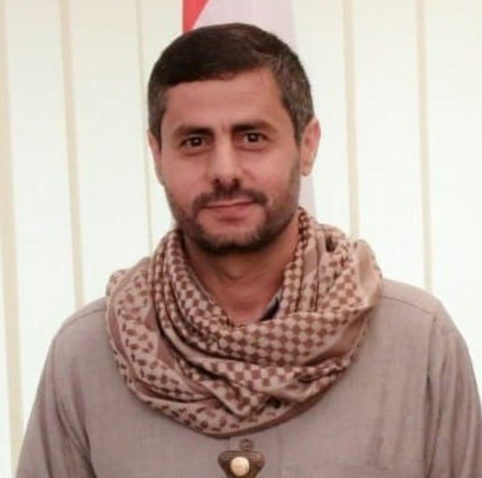 البخيتي يكشف حقد الحوثي على عَلم الجمهورية باعتبار رفعه خدمة للأعداء