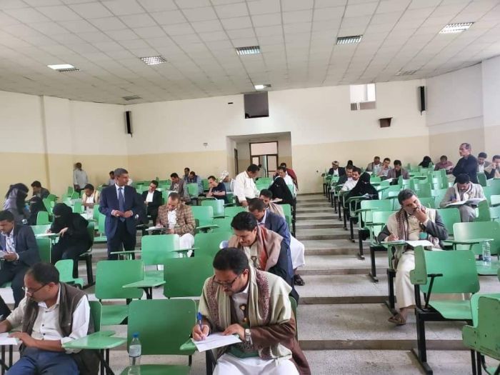 عصابة الحوثي تحتكر برامج الدراسات العُليا في الجامعات الحكومية لصالح منتسبيها السلاليين