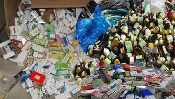 انتشار أدوية مغشوشة لقيادات حوثية بصنعاء