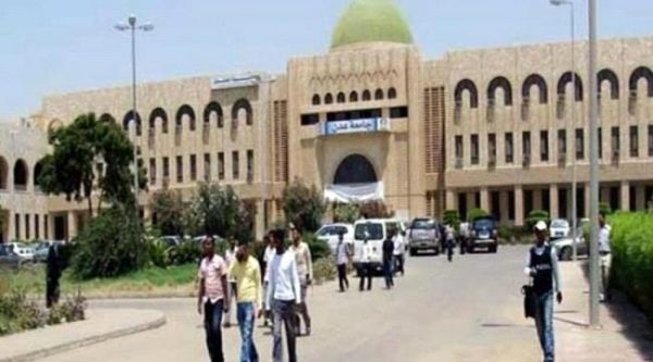 كليات بجامعة عدن تستأنف الدراسة الجامعية ونقابة التدرس تلتزم الصمت