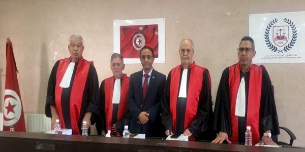 الدكتوراة للباحث اليمني “نبيل مسعد مسعد يحيى” علي درجة في العلوم السياسية من جامعة تونس