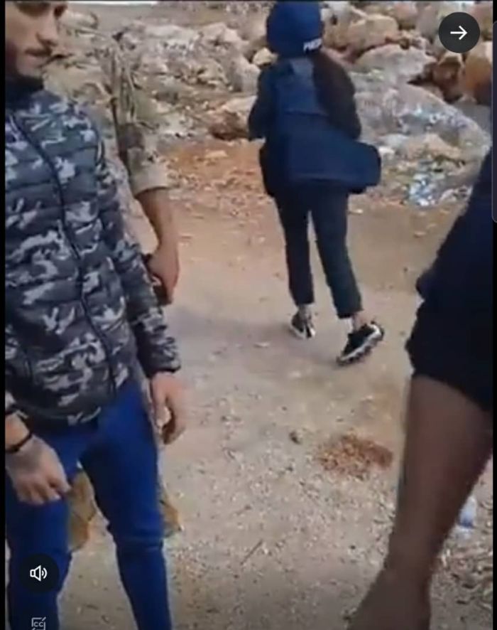 مليشيا حزب الله تعتدي على الصحفيين والطواقم الإعلامية جنوب لبنان