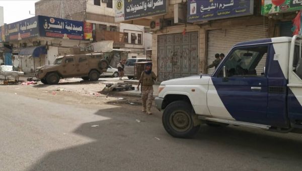 طقم أمني يدهس طفلين في جولة الكراع