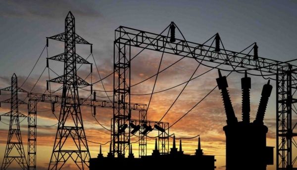 عودة تدريجية لمنظومة الكهرباء بالعاصمة المؤقتة عدن