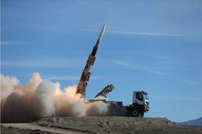 أمريكا وإسرائيل روّجوا لكذبة صواريخ الحوثي وحماس ترد: عندما تصبح المعلومة مؤكدة سيكون لنا رأي