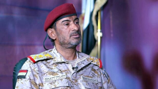 حصل على معلومات سرية خلال زيارته لواشنطن .. بن عزيز في دائرة استهداف مثلث الإرهاب في اليمن