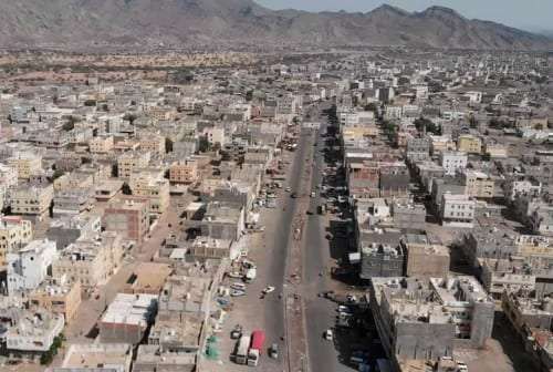 القبض على عصابة "صومالية" تمتهن سرقة الأسلاك الكهربائية في لحج