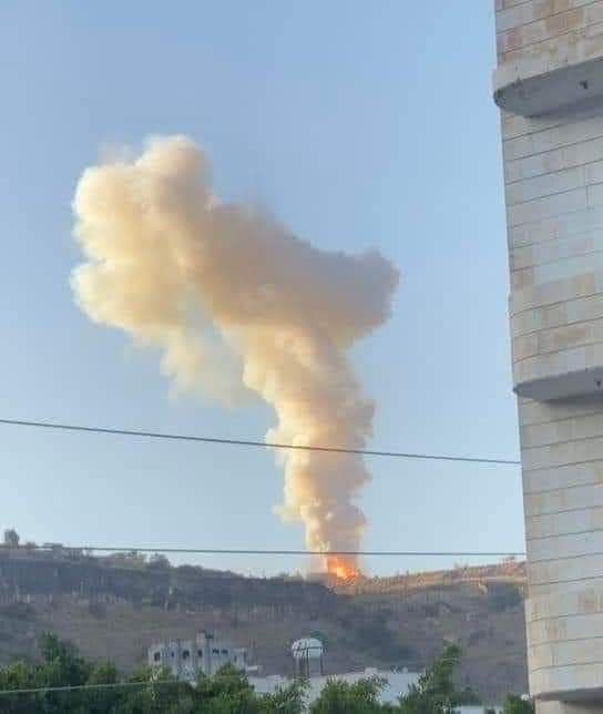 مصادر مطلعة تكشف أسباب انفجار جبل عطان بالعاصمة المختطفة صنعاء