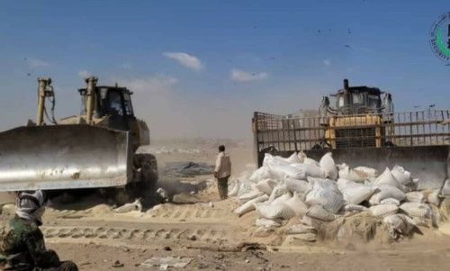 مواصفات عدن تتلف شحنة أرز غير صالحة للاستخدام الآدمي