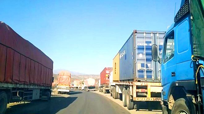 رفع الجبايات من النقاط والميازين على طريق لحج -أبين - عدن .. وإخوان تعز يرفضون