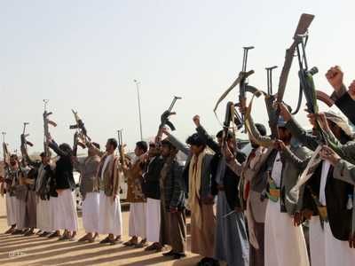 بعد فشل ادعاءاتها نصر غزة .. مليشيات الحوثي تكثف تصعيدها في مختلف الجبهات