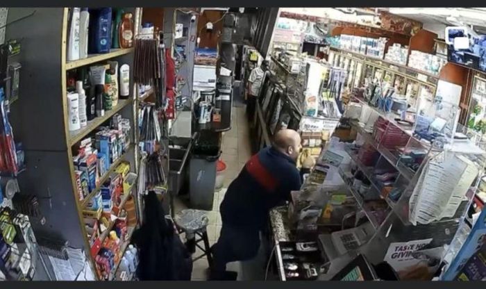 مقتل مغترب يمني في سطو مسلح على متجره بولاية كاليفورنيا