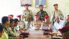 قيادة ألوية ومحور تعز تتعامل مع شهداء الوطن في الجبهات بوجهين