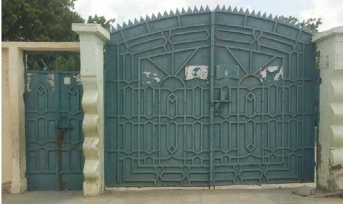 إضراب شامل للمعلمين بأبين وتوقع امتداده إلى كافة محافظات الشرعية