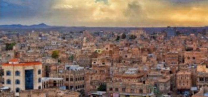 عناصر حوثية بقيادة المقداد تعتدي على مزارعين وتعبث بمزارعهم في جبل الشرق بذمار