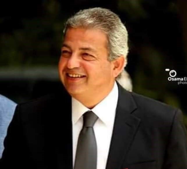 خالد عبدالعزيز