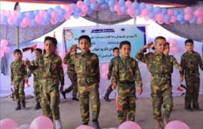 مصادر محلية: إنشاء معسكرات لتدريب التلاميذ على العمليات القتالية بمديرية "ذي السفال" جنوب إب