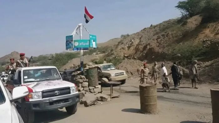 قوات محور طور الباحة تنشر  نقاط تفتيش إخوانية بمداخل التربة
