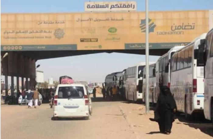 الهدف فرض الجبايات .. اشتراط تصريح من النقل للسفر بالسيارات الخاصة عبر منفذ الوديعه