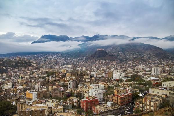 من مظاهر رمضان في تعز .. انتشار سماسرة جبايات في أسواق المدينة