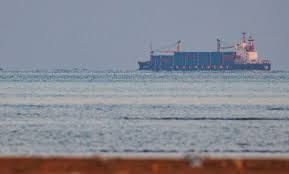 تقرير أممي: تصاعد أزمة البحر الأحمر سيؤدي إلى إغلاق الموانئ اليمنية