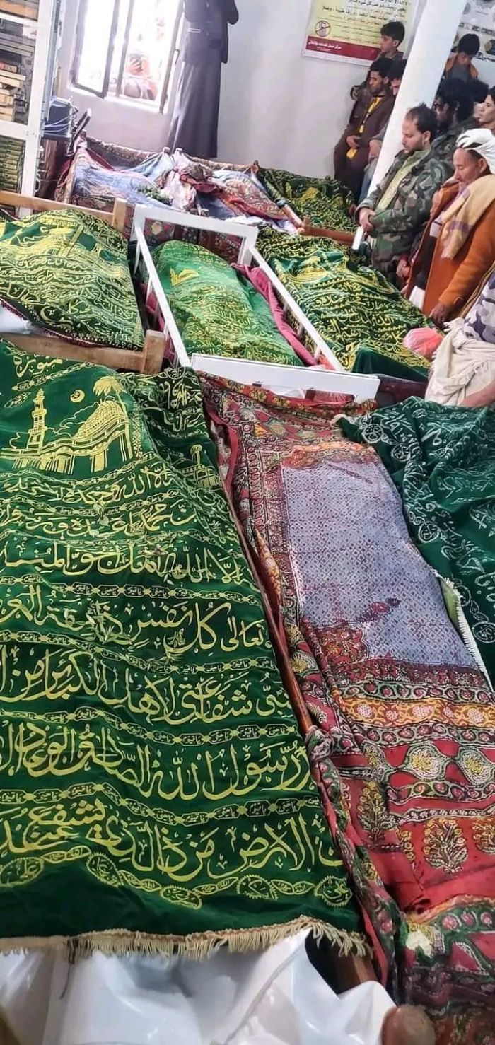 في جريمة جديدة:  وكلاء ايران تجبر اهالي ضحايا تفجير رداع على دفن ذويهم دون تعويضات