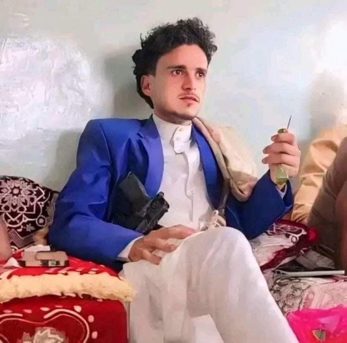 تعز:  انفجار قنبلة في منزل ببير باشا يؤدي الى مقتل مجند ووالده 