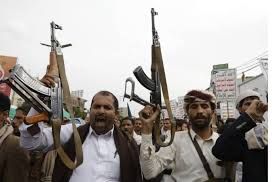 عصابة الحوثي تتاجر بمنتحات إسرائيل وتدعي محاربتها