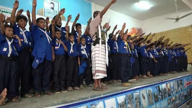 أولياء أمور الطلاب بالحديدة يمنعون ابنائهم من المشاركة في المعسكرات الصيفية الحربية للمليشيا الحوثية