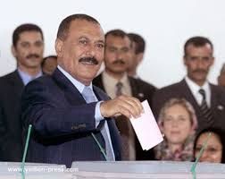 في يوم 27 أبريل .. سياسيون وناشطون يستذكرون تجربة الديمقراطية في اليمن في عهد الزعيم صالح