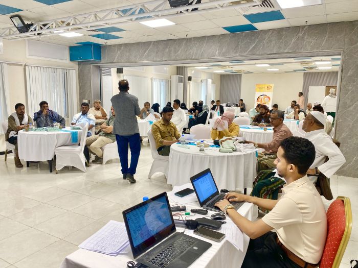 هيئة السلم المجتمعي بالمكلا تختتم دورة الإتصال والتواصل الاستراتيجي بنجاح