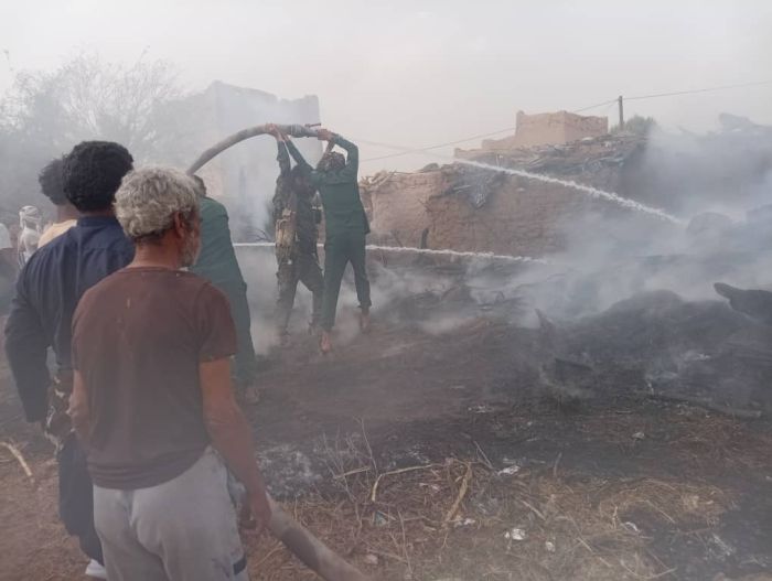 إخماد حريق جديد في مخيم للنازحين بمحافظة مارب