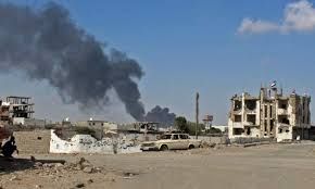 عدن .. فزع كبير في أوساط أهالي مدينة الشعب جراء انفجار قنبلة صوتية القاها مجهولون