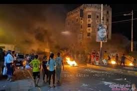 عدن: تظاهرات وقطع للشوارع احتجاجًا على انقطاع الكهرباء