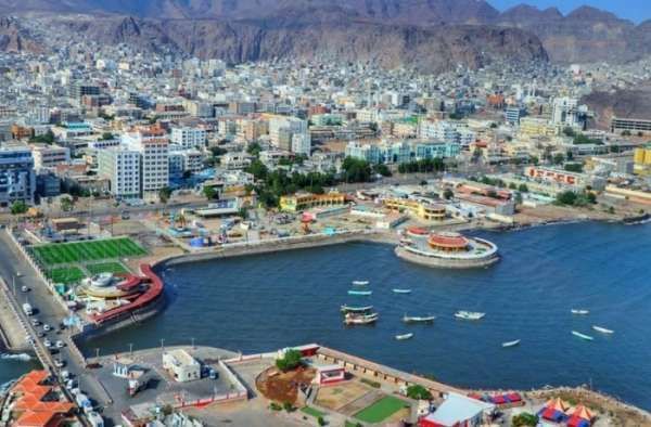 عقاب جماعي لطلاب المدارس في عدن
