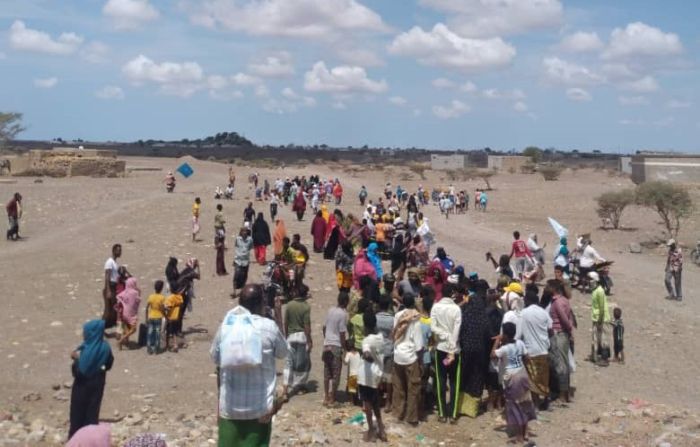 لحج: مظاهرة صومالية غاضبة في مخيم "خرز" تطالب بالخدمات وايصال المساعدات