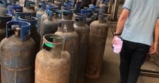 إتاوات إجبارية لاستعادة طرمبات الغاز احتجزتها حملة الأشغال بتعز