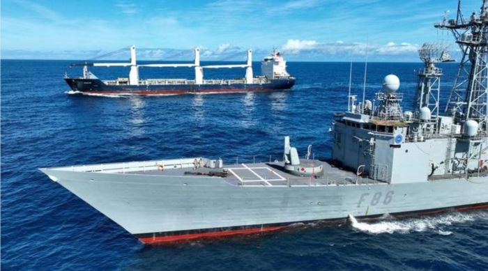 البحرية الأوروبية تحرر سفينة مختطفة قبالة سواحل الصومال