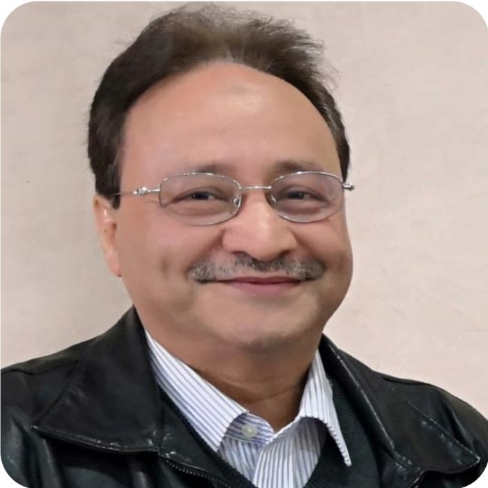   د. طه حسين الهمداني