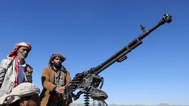 شباب حي الحفرة برداع يستقبلوا عيد الاضحى بملاحقات مليشيا الحوثي