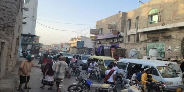 لتغطية جريمة السرقة .. لص يحرق منزلًا في لحج