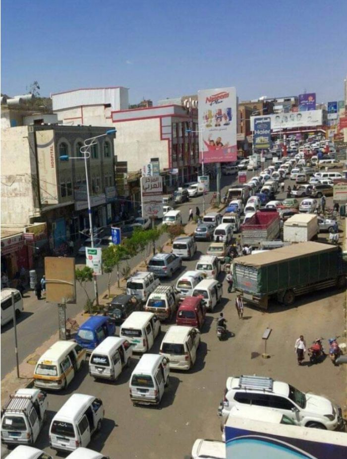 بقذائف ار بي جي :   عصابة الحوثي تستهدف مواقع القوات الحكومية بوادي صالة بتعز