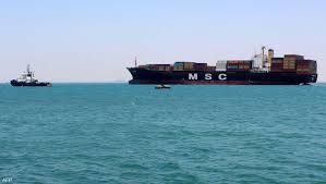 رصد حادث استهداف عصابة الحوثي سفينة تجارية قبالة ميناء المخاء