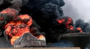 انفجار خزان نفط جديد في ميناء الحديدة