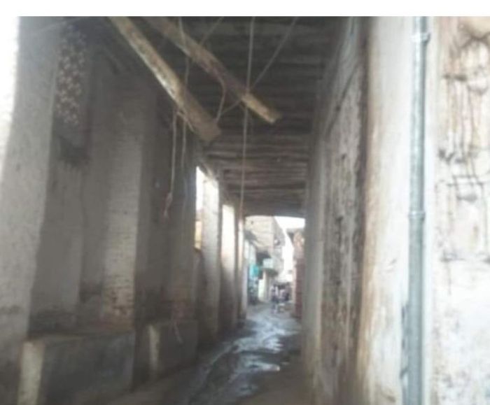 الأمطار تؤدي إلى انهيار سقف ممر سوق زبيد الأثري بالحديدة